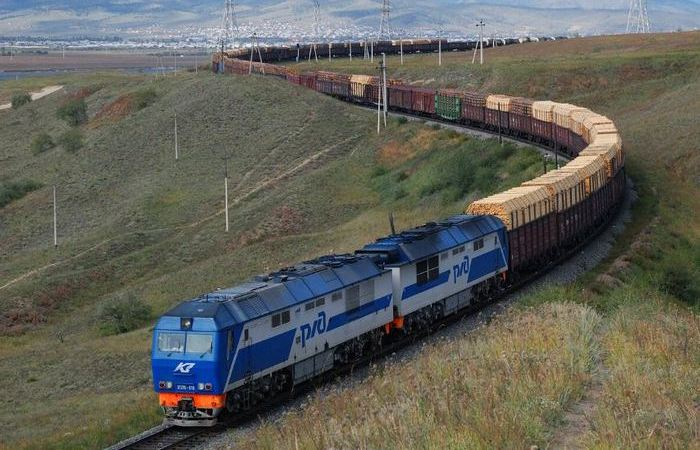 Во сколько обходятся железнодорожные составы: сами вагоны поезда и тягачи