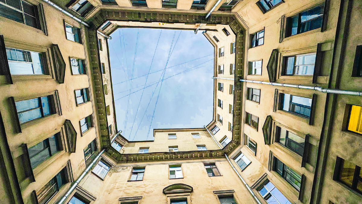 Дом Эмира Бухарского на Каменноостровском проспекте / ноябрь  2025