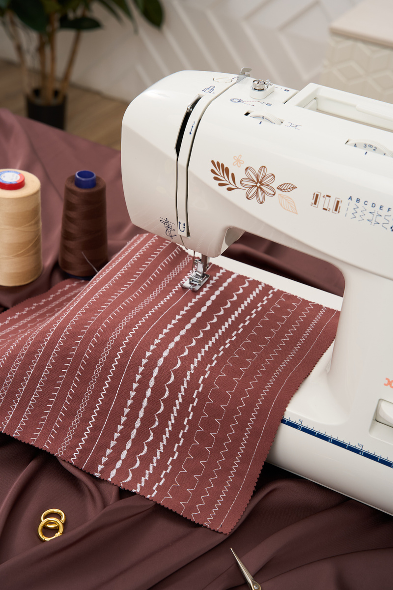 Швейная машина JAGUAR SM 24