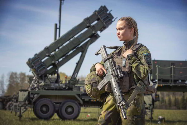    Шведские военные готовятся нанести ракетный удар вглубь России