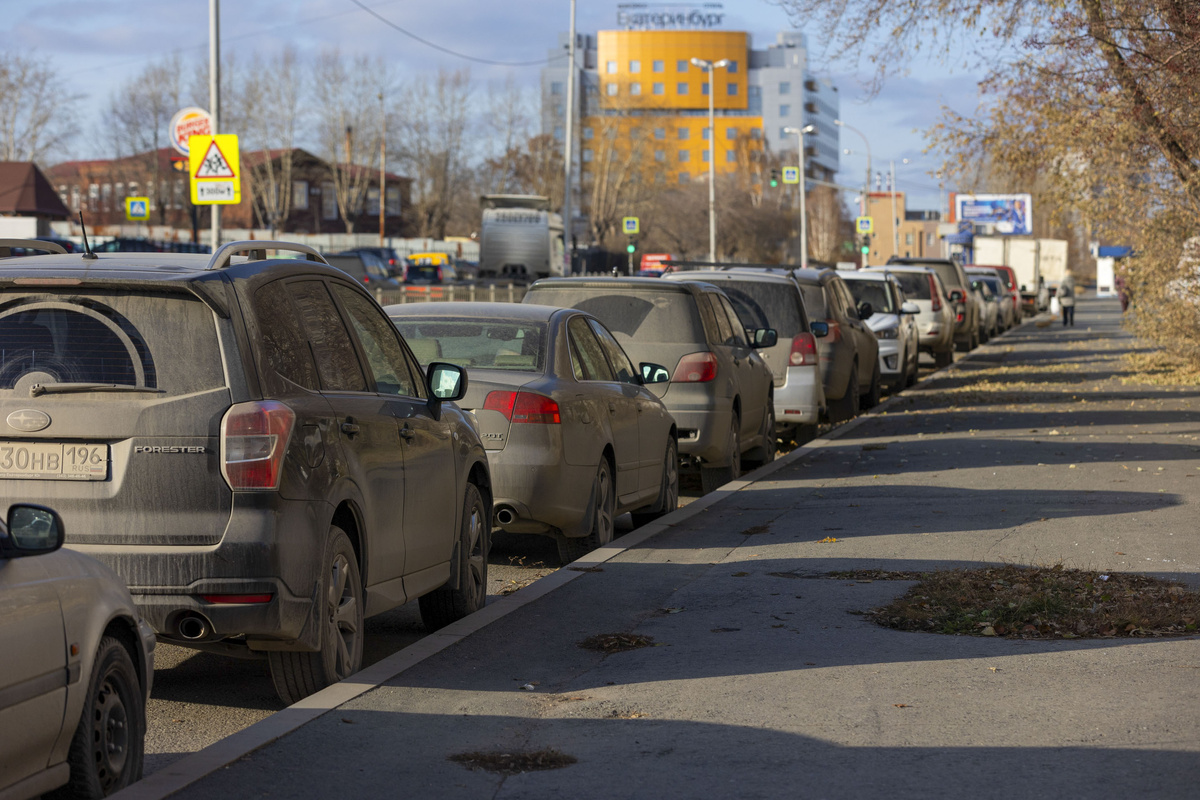 Автовладельцев ждет рост транспортного налога в 2,5 раза к 2032 году.  Фото: Фото: ФедералПресс / Иван Кабанов