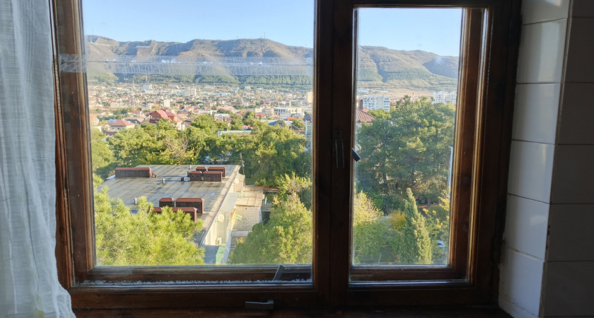    Ставлю на подоконник одну вещь и всю зиму буду спокойна: в доме тепло даже в -40°C и пахнет сибирским лесом