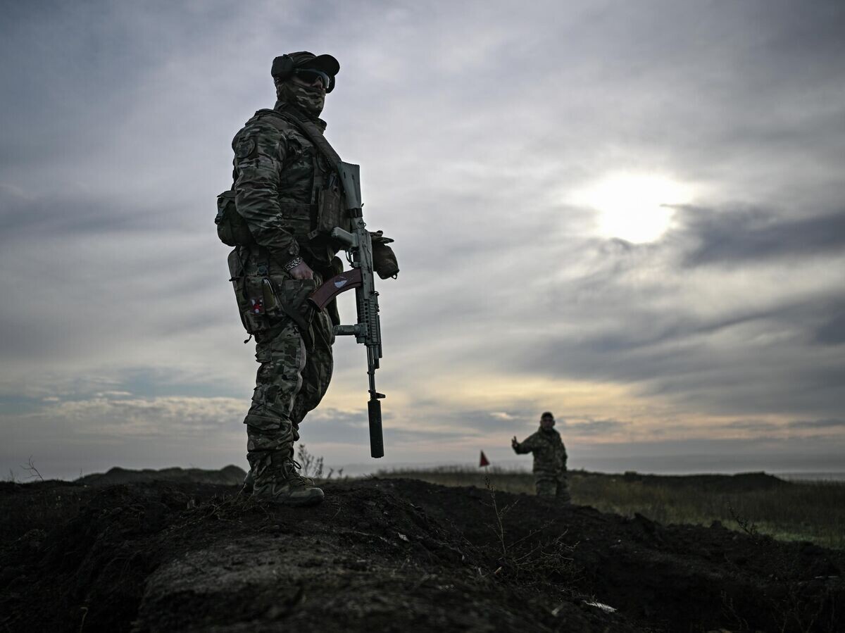    Российские военнослужащие в зоне СВО© РИА Новости / Сергей Бобылев