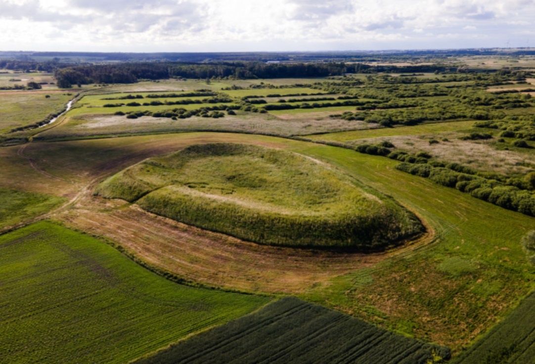 Развалины города Червен, по которому завоёванные Владимиром на западе земли получили прозвище Червонной Руси.