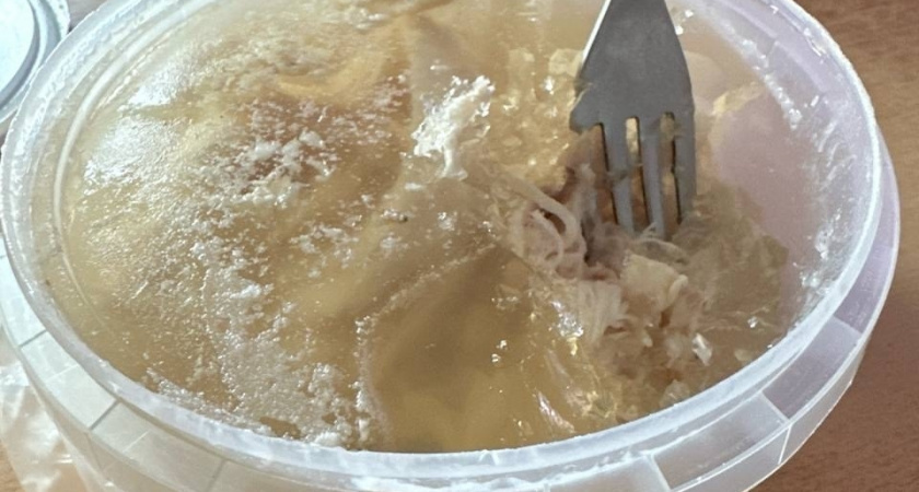    Не свинина и даже не курица: из такого мяса получается отличный холодец - вкусный, наваристый и в разы полезнее