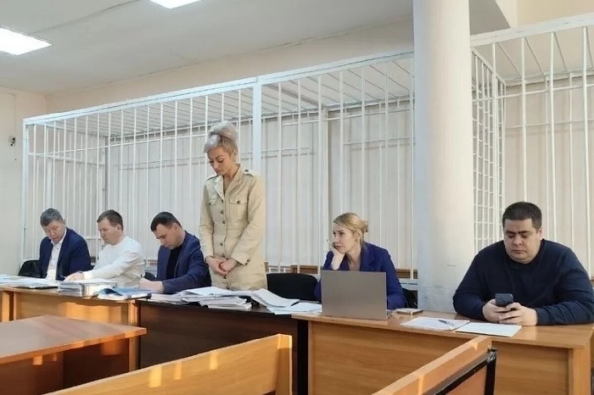    Марине Поповой предлагали за взятку уйти от срока в колонии - источник