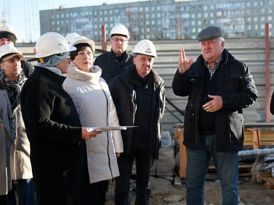    Строительство школы в Индустриальном районе Барнаула. Источник: barnaul.org