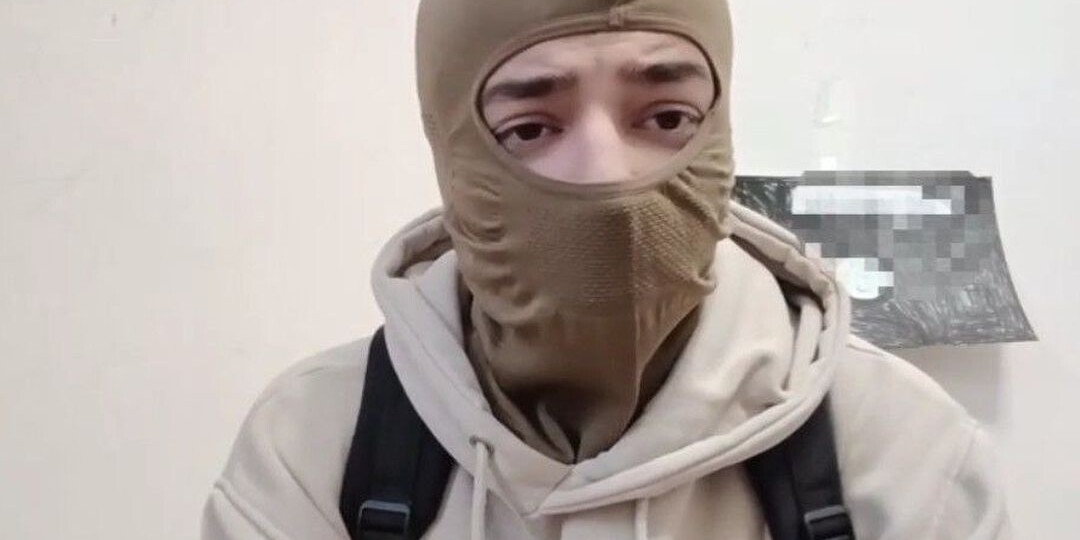 «Присягнул террористам»: азербайджанский подросток, напавший с ножом на охранника в столичном ТЦ, оказался фанатом ИГИЛ*