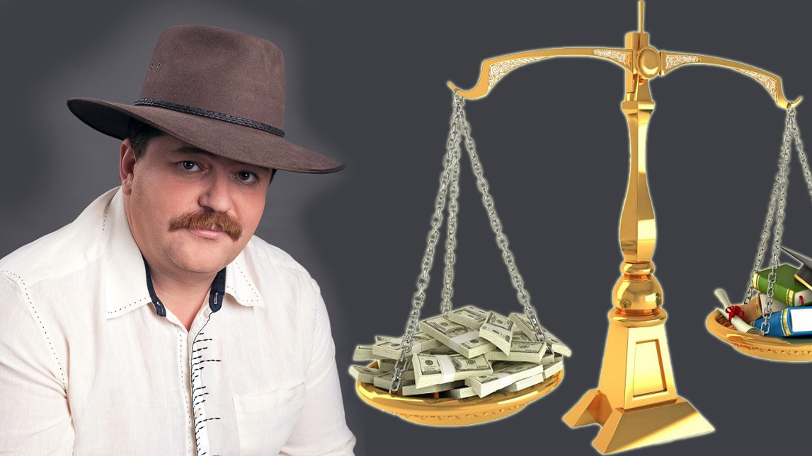 Сценарист Максим Есаулов