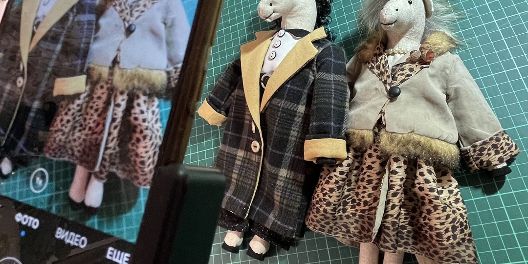 Конь в пальто и его подружка