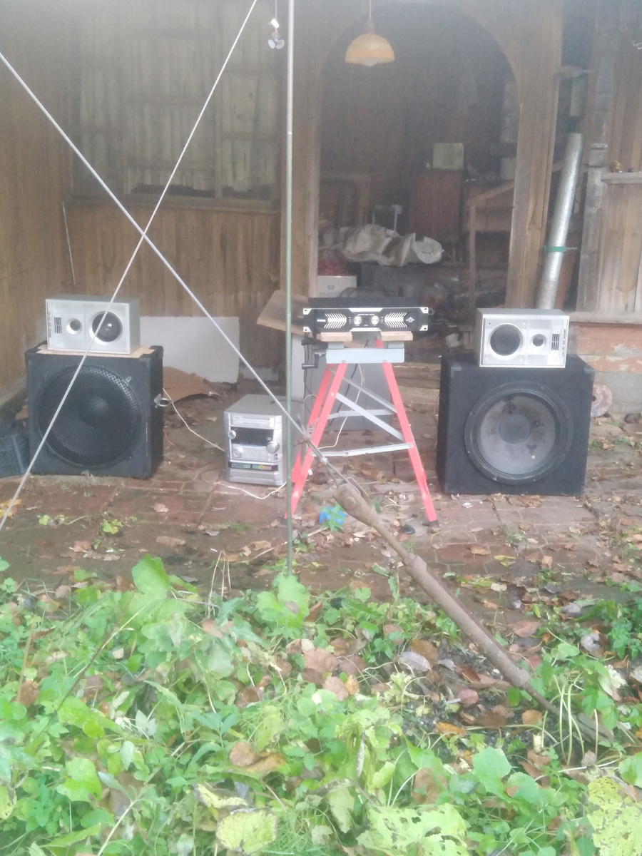 Да, мой друг, именно так их и оформляют на сценах, либо на танцполах.