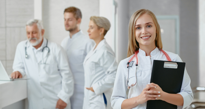    Как не слечь в канун Нового года: 6 простых приёмов врачей скорой, которые 100% работают