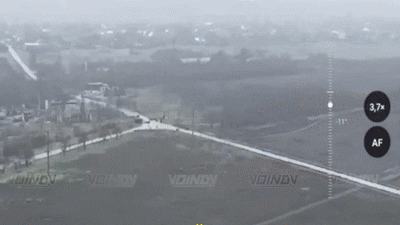    Фабификация. Доставка "тяжёлых подарков" осуществлена бомбардировщиками 11-й гвардейской армии ВВС и ПВО группировки войск "Восток". Видео: "Воин DV"