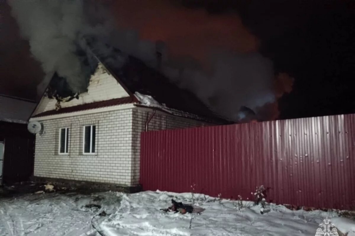    В Торопце рано утром мужчина погиб на пожаре в жилом доме