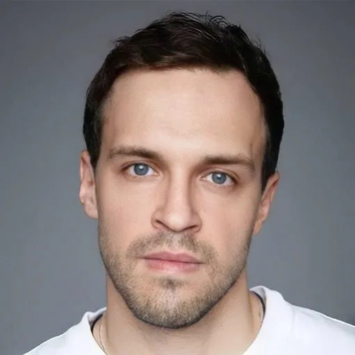 Павел Попов 