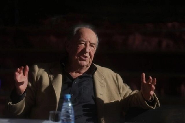    Планы художественного руководителя Ефима Звеняцкого как всегда грандиозные. Фото: АиФ-Приморье/ Валентин Труханенко