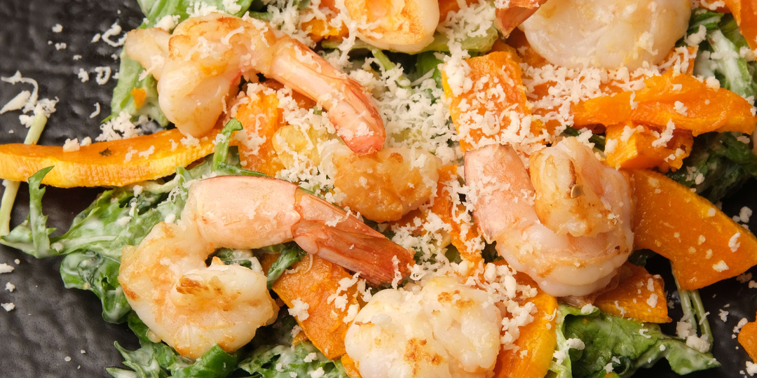 Салат с тыквой и креветкой