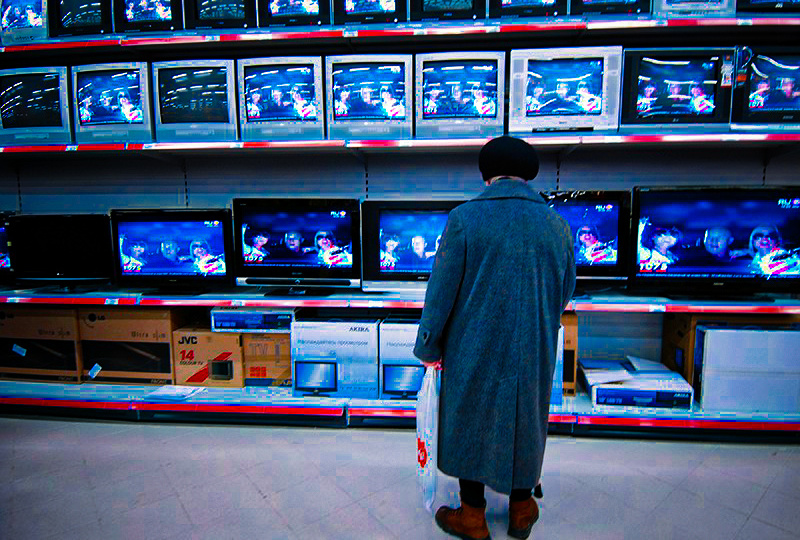 "НЫНЕ В ТЕЛЕВИЗОРЕ ОДНИ ПОДМЕНЫШИ ВЫСТУПАЮТ"