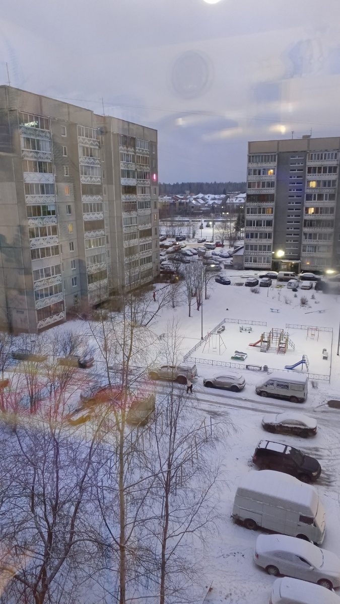 фото автора: только начинает светать, 9 утра, вид из моей кухни