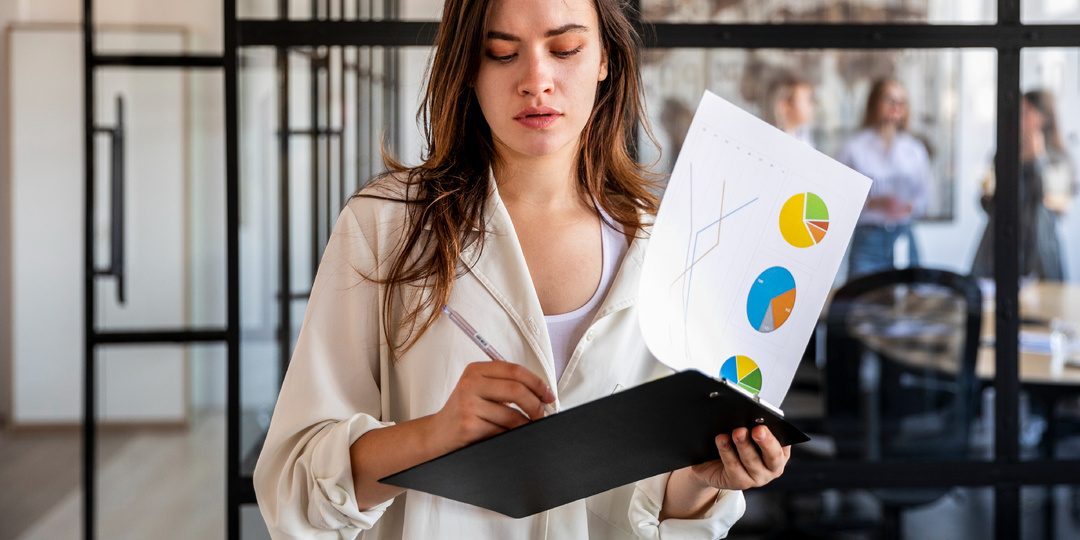 Как контролировать работу контент-менеджера на маркетплейсе