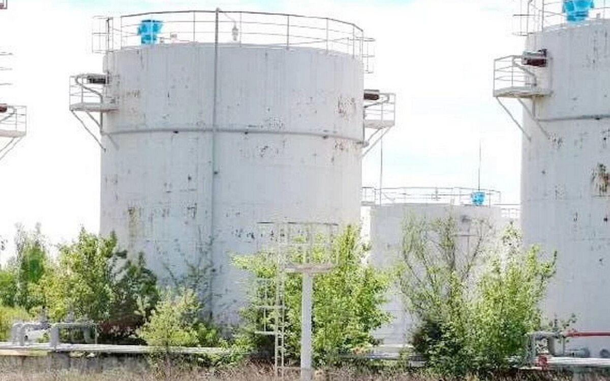    Производственный комплекс по переработке нефтепродуктов выставлен на продажу в Воронежской области Фото: сайт «Авито»