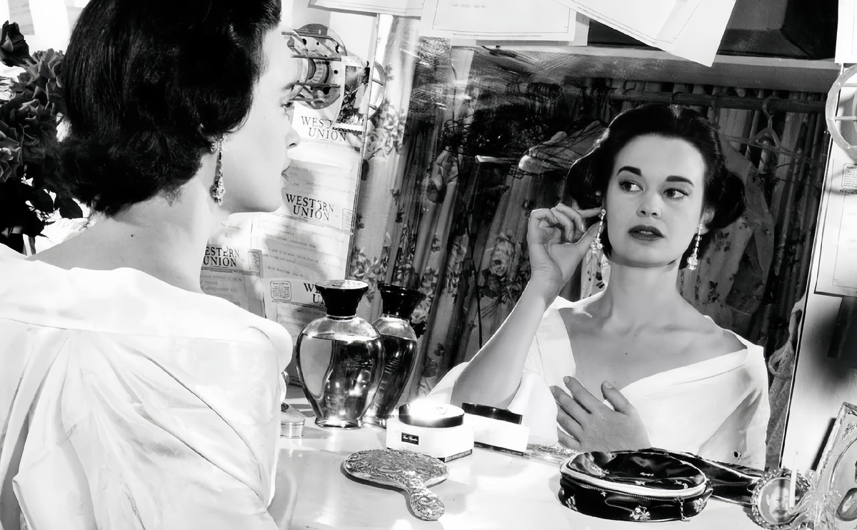 Глория Вандербильт, известная красотка и светская дама