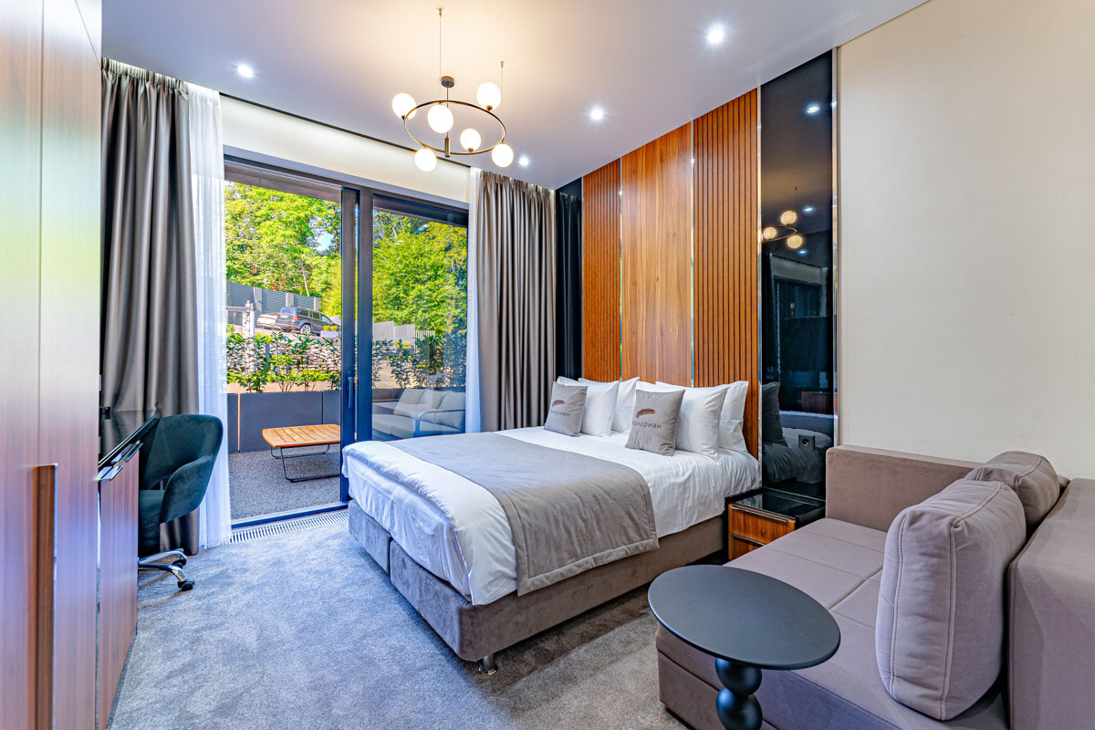 Листайте галерию