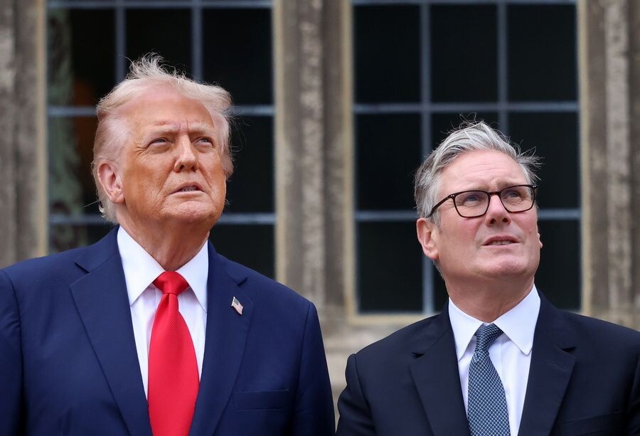    Президент США Дональд Трамп и премьер-министр Великобритании Кир Стармер / Источник: © ANDY RAIN/POOL/EPA/ТАСС