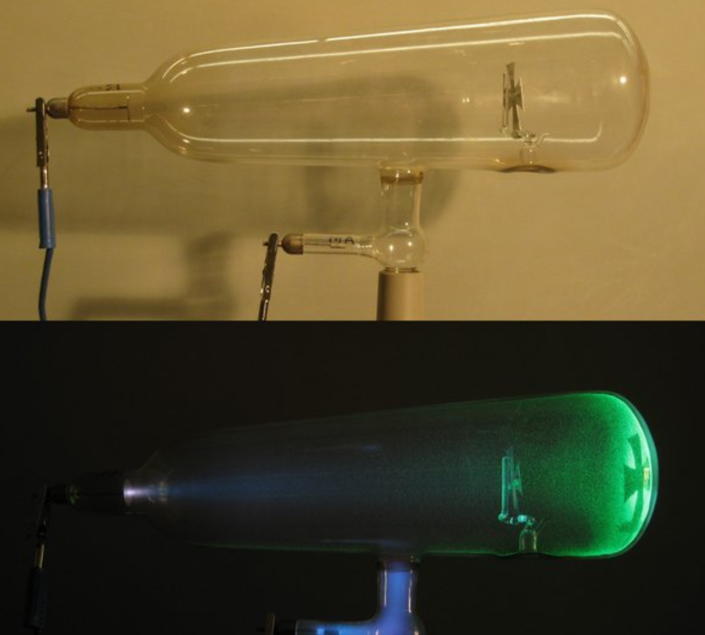 Так нашли электрон