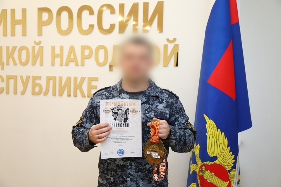    Онлайн-этап чемпионата мира по жиму лежа принес сотруднику ГУФСИН по ДНР 1 место. Фото: ГУФСИН России по ДНР