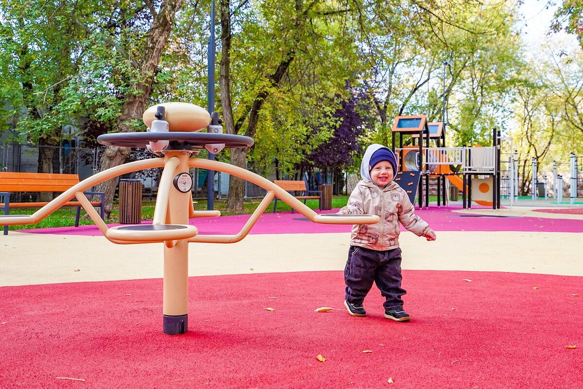    В Савеловском районе Москвы привели в порядок парк «Автомобилист»