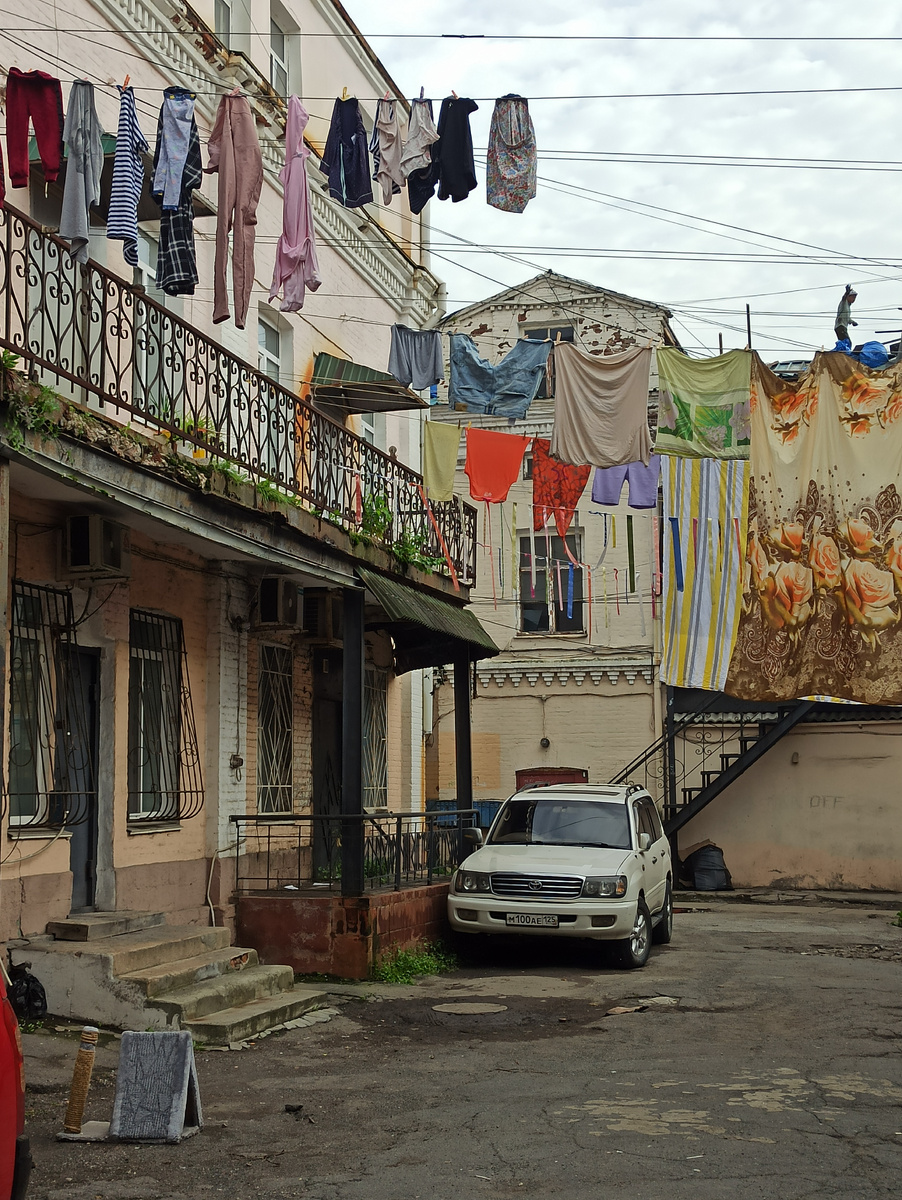 Жилая часть современной Миллионки