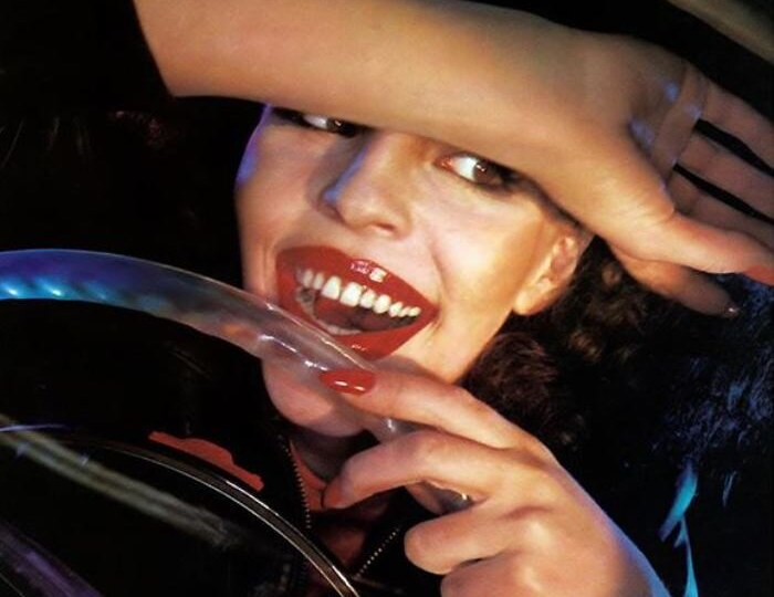 «Каннибал в любви»: Почему умерла во сне молодая жена-модель Эдуарда Лимонова