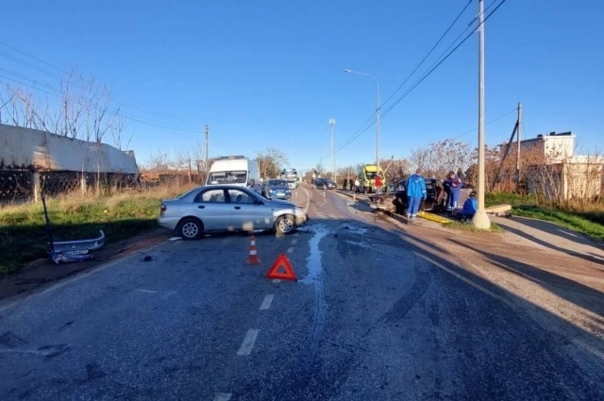    Два водителя и 6-летний ребенок попали в больницу после ДТП в Крыму