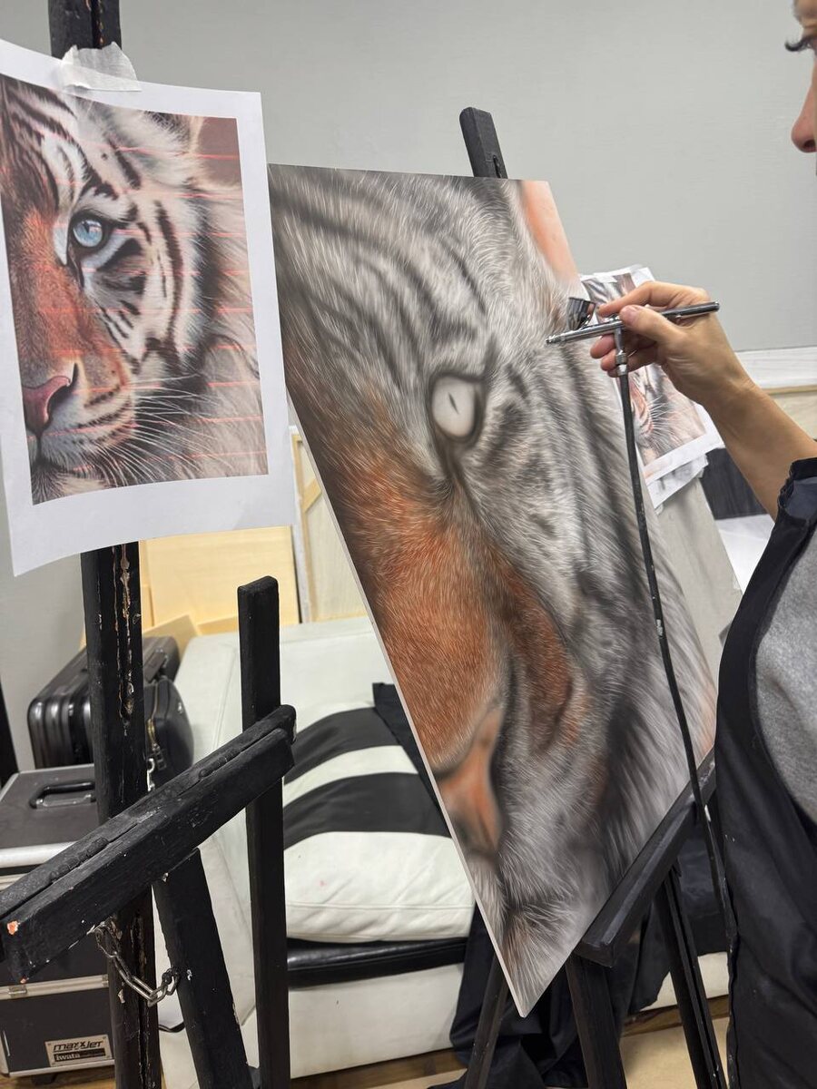 Картина с тигром аэрографом