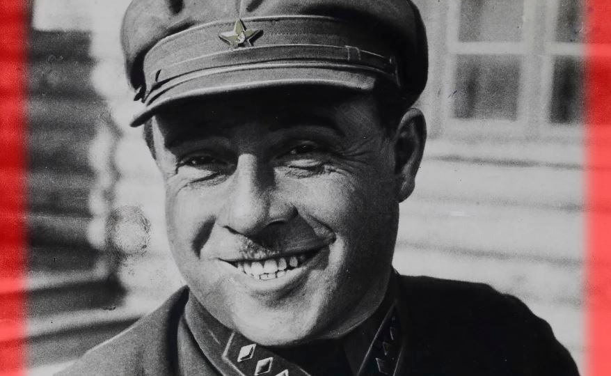 Нафталий Френкель: как одесский бандит стал генералом НКВД и придумал систему ГУЛАГа (проработать)