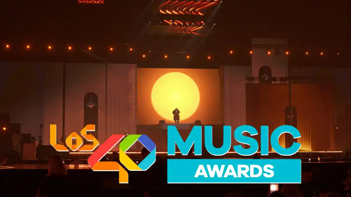 БАРСЕЛОНА. Palau Sant Jordi — самая большая крытая арена Испании, но даже её масштабов (вместимость — 18 000 человек) едва хватило, чтобы удержать всю энергию и динамику 19-й церемонии Los 40 Music Awards, прошедшей здесь в ноябре.