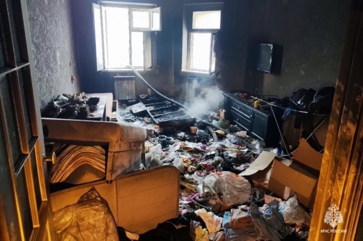    В Нижневартовске при пожаре в квартире пострадали двое детей