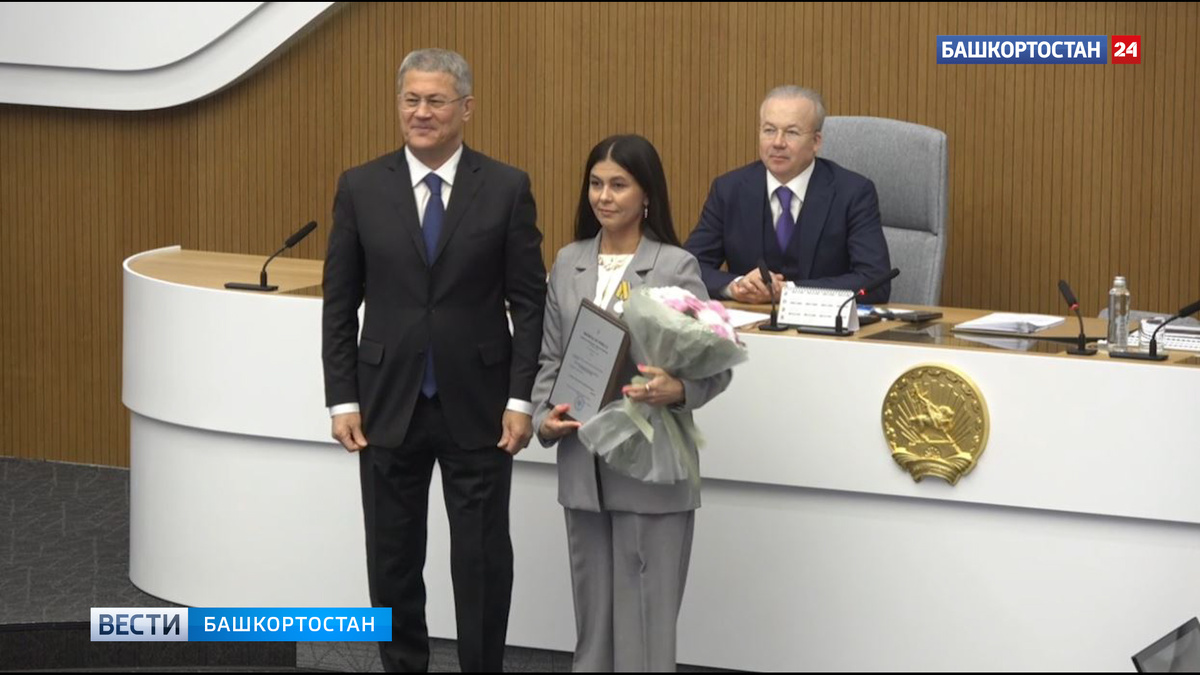    Эллина Суфьянова награждена медалью «За вклад в укрепление обороны РФ»