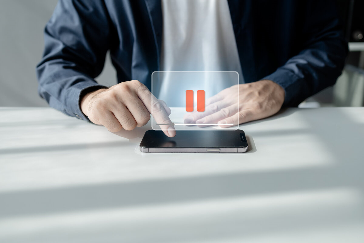 @ChadaYui/Shutterstock.com 