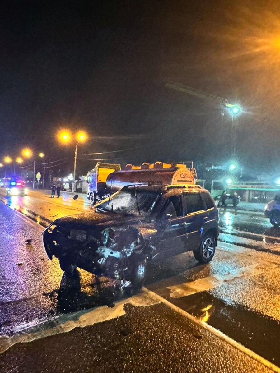    "Пьяное" ДТП с "Ладой" и грузовиком в Майме. Источник: МВД по Республике Алтай