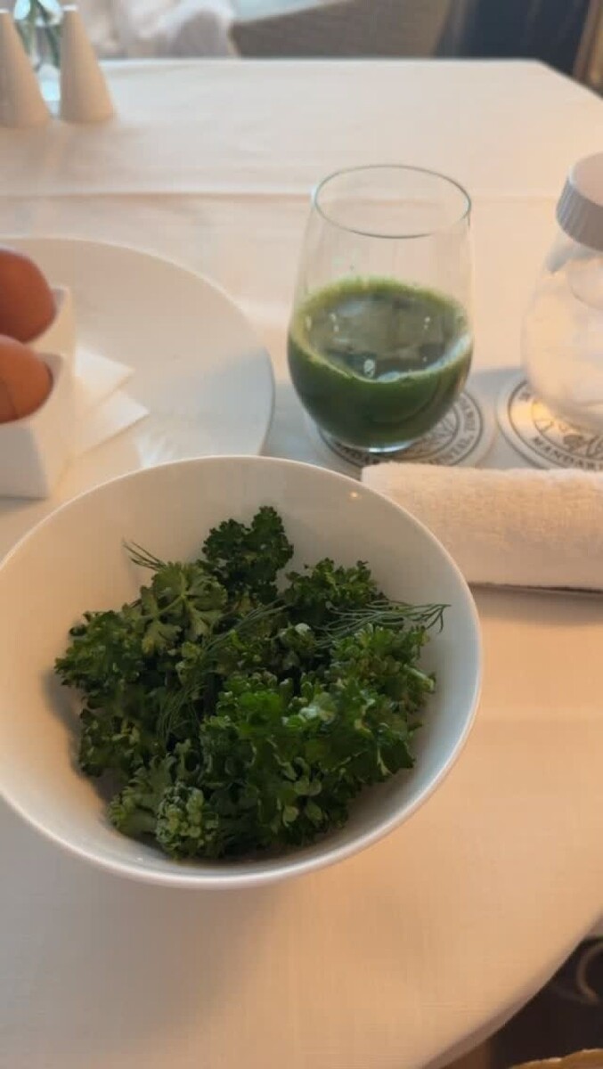    Завтрак Ксении Собчак. Источник: @xenia_sobchak*