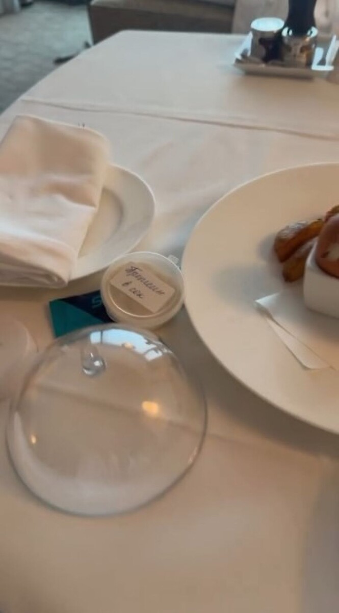    Завтрак Ксении Собчак. Источник: @xenia_sobchak*