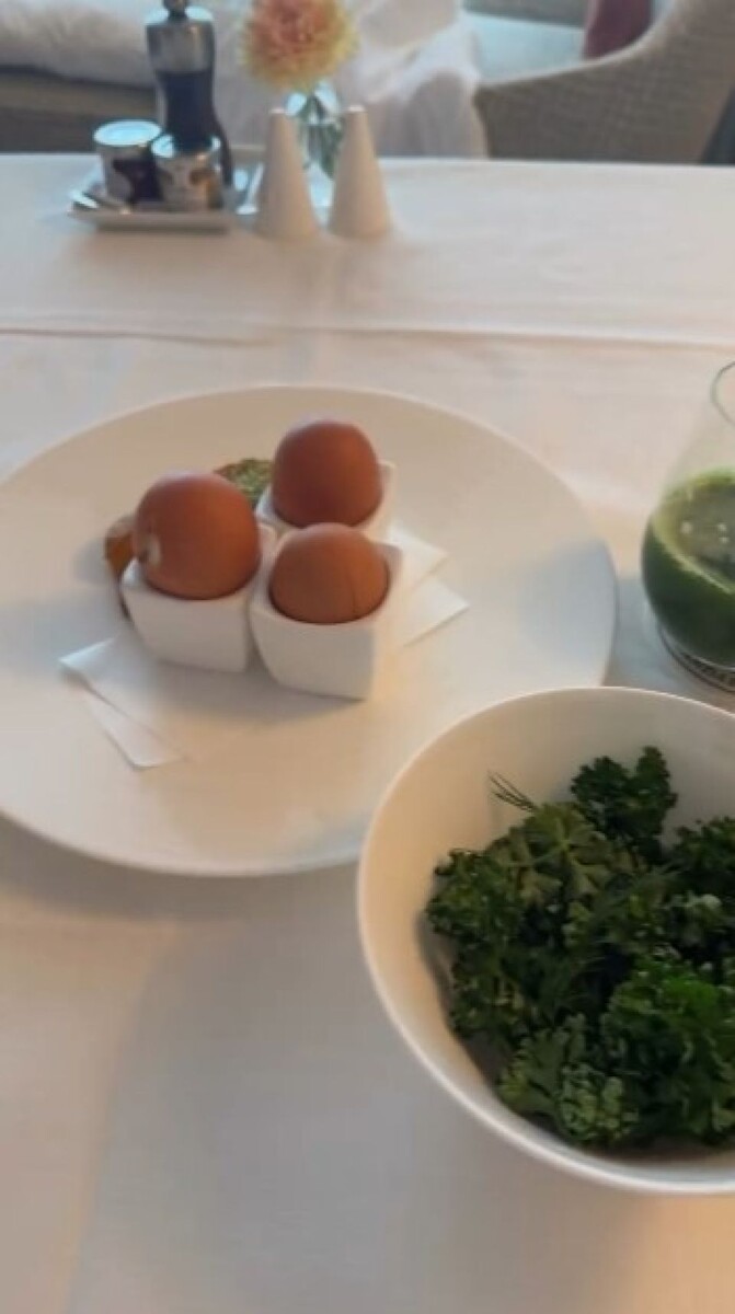    Завтрак Ксении Собчак. Источник: @xenia_sobchak*