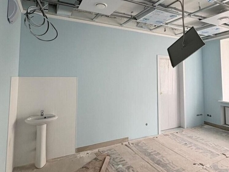     В Белгороде ремонт поликлиники № 1 завершат в декабре 2025 года, фото: t.me/minstroy31