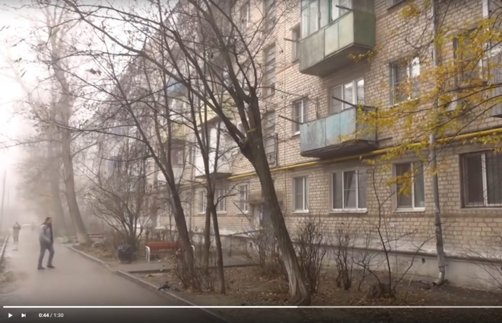 По федеральному каналу показали дом в Волгограде, в котором произошло двойное убийство родственников Прохора Шаляпина📷    Бастрыкин проконтролирует расследование убийства родственниц Шаляпина в Волгограде
