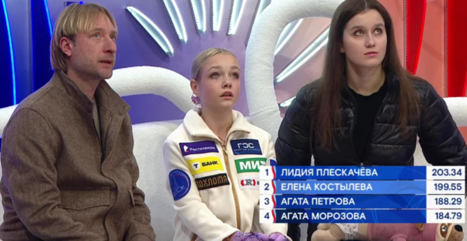 Несмотря на травму колена, Елена заняла в Омске второе место. Евгений был доволен, а мать нет