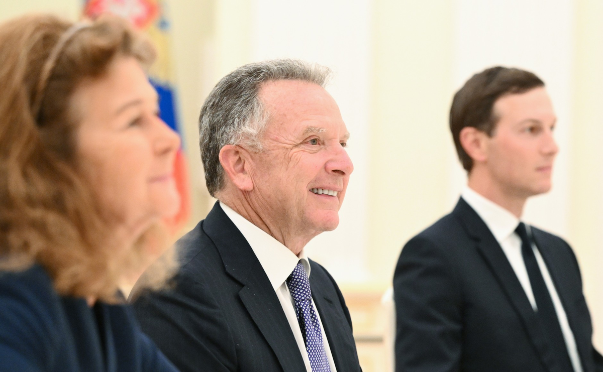 Стивен Виткофф (в центре) на переговорах в Кремле. http://www.kremlin.ru/events/president/news/78633/photos/84208