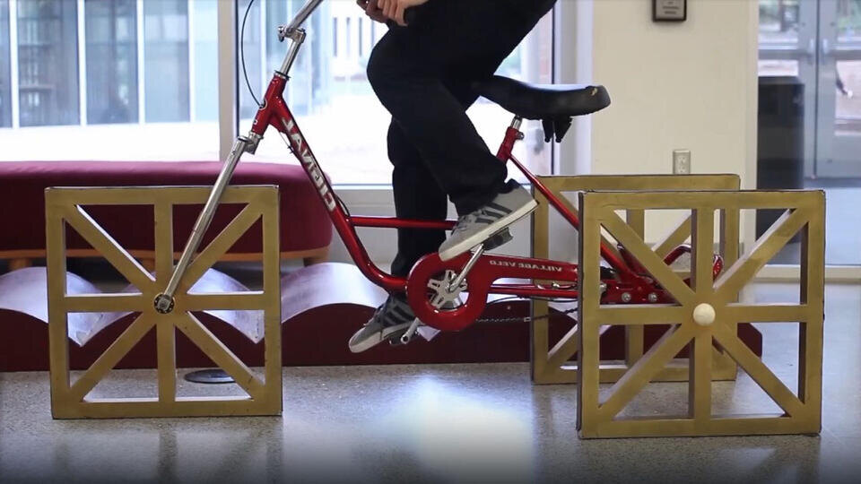 ФОТО: Кадр из программы "Как устроен мир", РЕН ТВ