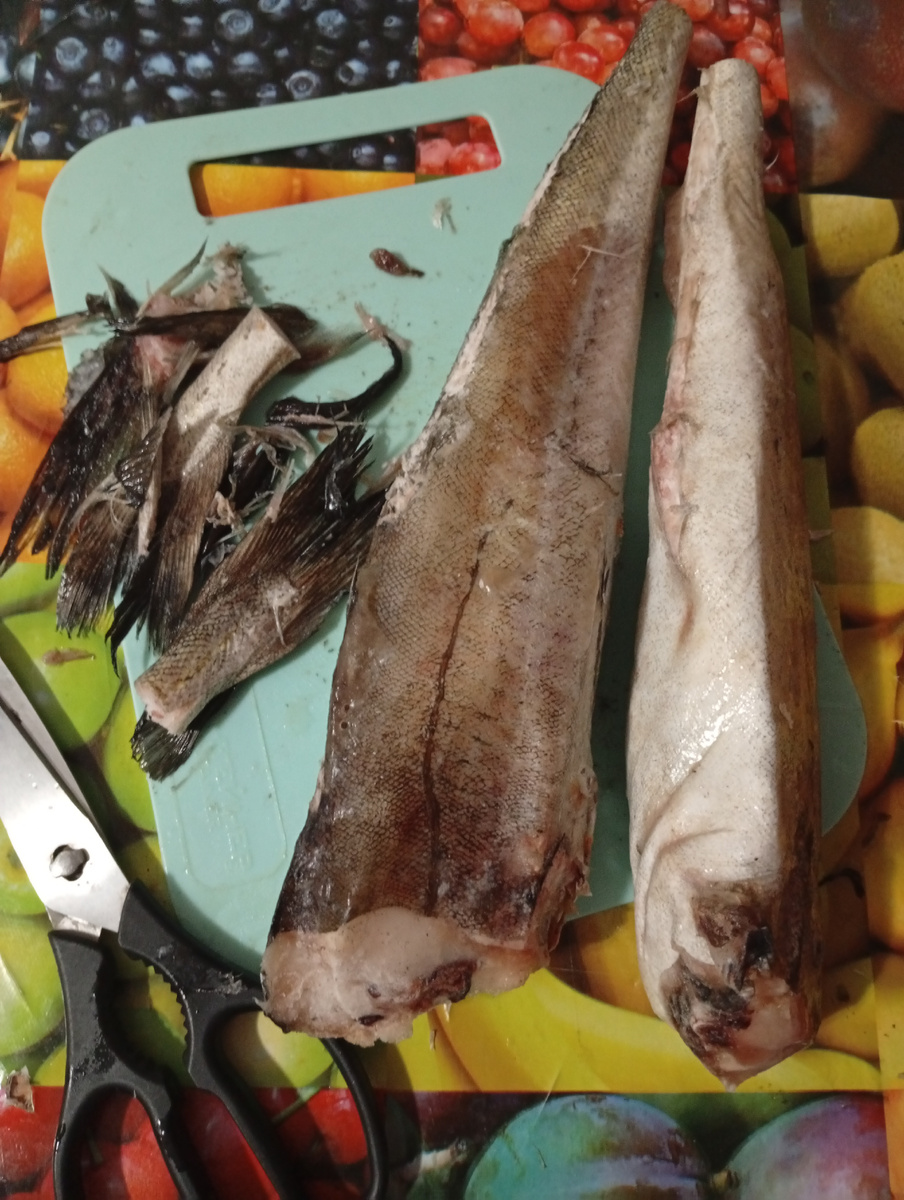 Крупная рыбка.